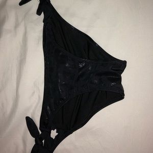 Brand new Fox bikini bottoms